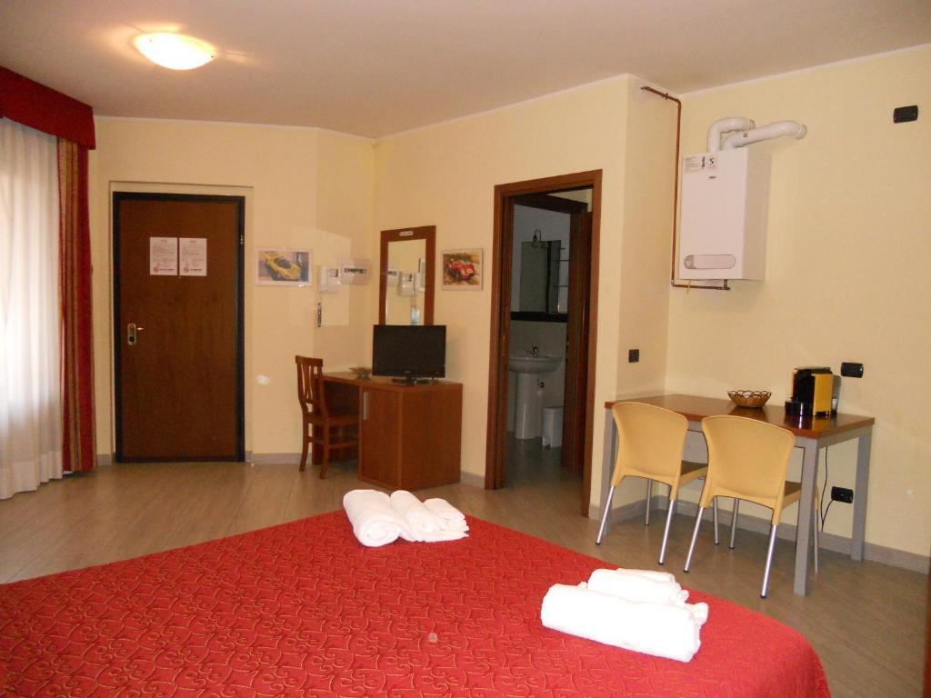 Residence San Prospero Garbagnate Milanese Exterior photo