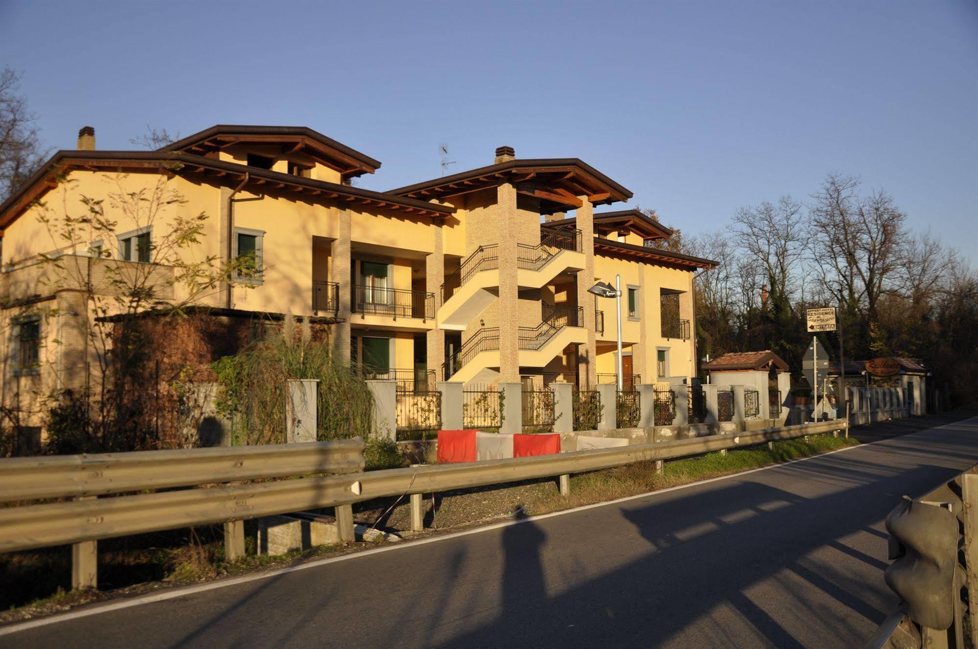 Residence San Prospero Garbagnate Milanese Exterior photo